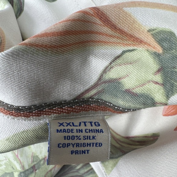 Tommy Bahama Heritage Tortola Silk Floral Hawaiian Shirt Men 2XL‎ Original Fit - Picture 3 of 16